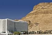Meridean Hotel Resort vor einem Berg, En Bokek, Israel, Naher Osten