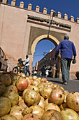 Granatäpfel zum Verkauf, Bab Agneau, Marrakesch, Morokko, Afrika