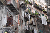 Häuser in der Altstadt von Palermo, Provinz Palermo, Sizilien, Italien, Europa