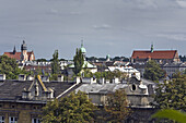 Blick über Dächer auf das Königsschloss Wawel, Krakau, Polen, Europa