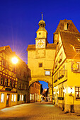 Röderbogen und Markusturm, Nachtaufnahme, beleuchtet, Rothenburg ob der Tauber, Bayern, Deutschland