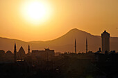 Sonnenuntergang über Konya, Anatolien, Türkei