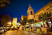 Kirche am Piazza IX. Aprile, Taormina, Sizilien, Italien