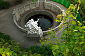 Figurengruppe an der Donauquelle am Fürstlich Fürstenbergischen Schloss, Donaueschingen, Südlicher Schwarzwald, Donau, Baden-Württemberg, Deutschland