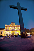 Mexico, Chiapas, San Cristobal las Casas cathedral, night