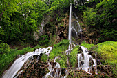 Wasserfall, bei Bad Urach, Schwäbische Alb, Baden-Württemberg, Deutschland