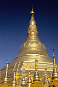 Myanmar  Burma), Yangon, Swedagon Paya, golden steeple