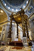 The altar with Bernini´s baldacchino.Papal Basilica of Saint Peter , or St Peter´s Basilica, Vatican City, Rome, Italy, Europe, Bernini, Gian Lorenzo