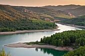 El Pantano de las Torcas en Cariñena es uno de los espacios naturaleza más bellos cerca de dicha localidad  Zaragoza, España