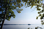 Kleine Insel  im  Großer Plöner See, Plön, Schleswig-Holstein, Deutschland, Europa