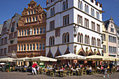 Hauptmarkt mit Steipe und Rotem Haus, Trier an der Mosel, Rheinland-Pfalz, Deutschland, Europa