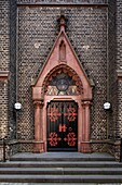 D-Dormagen, Rhine, Lower Rhine, North Rhine-Westphalia, D-Dormagen-Zons, parish church Saint Martinus, neo-Gothic style, catholic church, entrance, portal, church porch