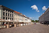 Estonia, Southeastern Estonia, Tartu, Raekoja Plats, Town Hall Square, buildings and cafes
