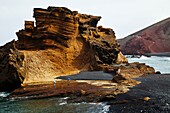 Entorno costero del lago Los Clicos Pueblo El Golfo Isla Lanzarote Provincia Las Palmas Islas Canarias España