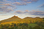 Burganlage Trifels bei Annweiler, Pfälzerwald, Rheinland-Pfalz, Deutschland, Europa