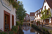 Old city of Annweiler on the rivulet Queich, Pfälzerwald, Rhineland-Palatinate, Germany, Europe