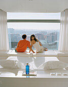 Paar in einem Hotelzimmer, Madrid, Spanien
