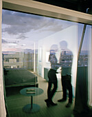 Zimmer im 9. Stockwerk, Gestaltung Richard Gluckman, Hotel Silken Puerta America, Madrid, Spanien
