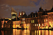 Hofvijver lake (court pond) and Binnenhof government buildings, The Hague, The Netherlands