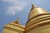 Bangkok (Thailand): Buddhist architecture at the Wat Phra Kaew