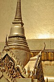 Bangkok (Thailand): Buddhist architecture at the Wat Phra Kaew