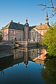 The moated castle of Goedens, East Frisia, Lower Saxony, Germany, Europe