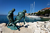 Skulptur am Hafen, Bol, Brac, Split-Dalmatien, Kroatien