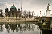 Berlin Cathedral and Schlossbrücke, Berlin Mitte, Berlin, Germany, Europe