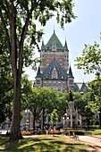 the Chateau Frontenac seen from the square Place d'Armes, Quebec city, Province of Quebec, Canada, North America