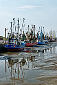 Fischereihafen in Dorum-Neufeld, Nordsee, Niedersachsen, Deutschland
