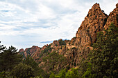 Rote Felsen von Piana am Golf von Porto, Calanche, Korsika, Frankreich, Europa