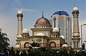 Moschee und Einkaufszentrum Pacific Place, Jakarta, Indonesien, Asien