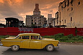 Oldtimer in Havanna, Cuba, Greater Antilles, Antilles, Carribean, West Indies, Central America, North America, America