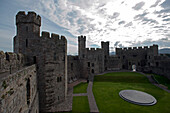 Caernarfon Castle, Caernarfon, Wales, Großbritannien