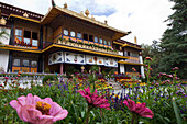 Sommerpalast Norbulingka im Juwelengarten in Lhasa, autonomes Gebiet Tibet, Volksrepublik China