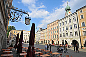 Strassencafe, Max-Joseph-Platz, Rosenheim, Bayern, Deutschland