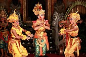Indonesia, Bali, Ubud, classical dancers, Ramayana ballet performance