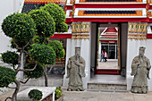 Stone Statues of Chinese Guards, Wat Pho (Wat Phra Chetupon) Or Temple of the Reclining Buddha, Bangkok, Thailand, Asia