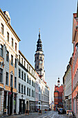 Straßenzug mit Rathausturm und Schönhof, Altstadt von Görlitz, Görlitz, UNESCO Weltkulturerbe, Görlitz, Sachsen, Deutschland, Europa