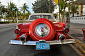 US, Florida, Miami Beach, Ocean drive, red car