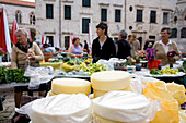 Croatia, Dubrovnik, market on Gundulic square