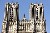 France, Reims, Reims cathedral : towers and kings' gallery