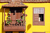 Canary Islands, La Palma, Tazacorte, façade detail