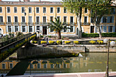 France, Languedoc-Roussillon, Aude, Narbonne, quay of the channel of Robine (inscribed to UNESCO World Heritage )