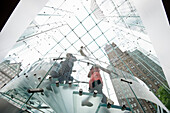 Glastreppe im Apple Store, 5th Avenue, Manhattan, New York, USA