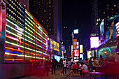 nächtlicher Times Square und Broadway, Manhattan, New York, USA