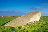 Menhir de Kergadiou, Plourin, Finistère, Bretagne, Frankreich, Europa