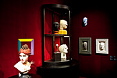 Schirn Kunsthalle Frankfurt, Exhibition Surreale Dinge. Skulpturen und Objekte von Dali bis Man Ray, Frankfurt am Main, Hesse, Germany, Europe
