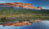 Mountain reflection in lake Sandholmvatnet, Hugelhornet near Skjellneset, Forsahavet, Ballangen, Nordland, Norway