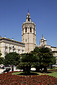 The bell tower El Micalet of the cathedral, Valencia, Spain, Europe